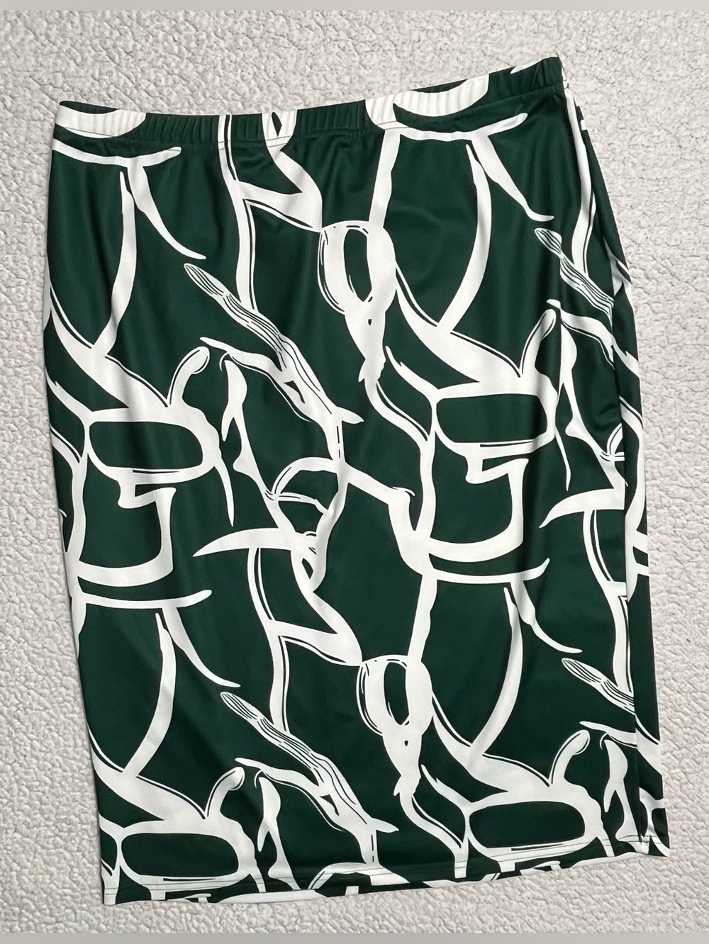 Women’s Dark Green & White Abstract Print Pencil Skirt - Picture 8 of 8